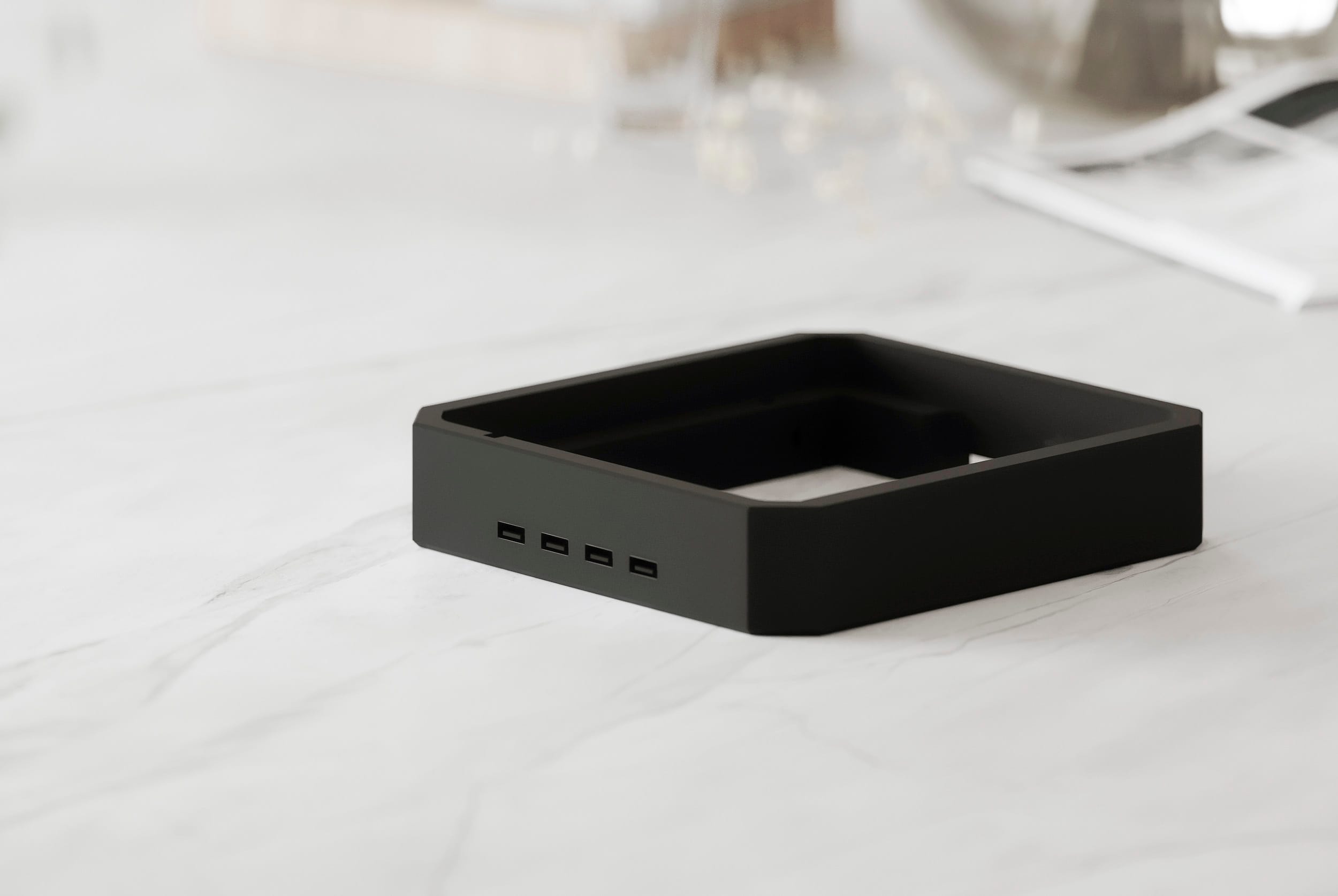 Подставка из алюминия Black Obsidian с USB